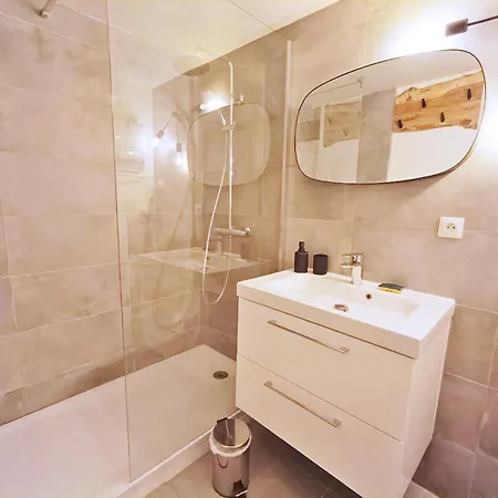 Le Nid De Juliette, T3 Duplex, Parking, Cave Apartment Bagneres-de-Luchon Exterior photo